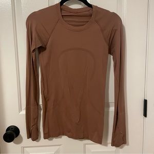 Lululemon mauve long sleeve